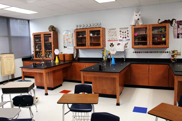 Lexington High School Science Lab 2